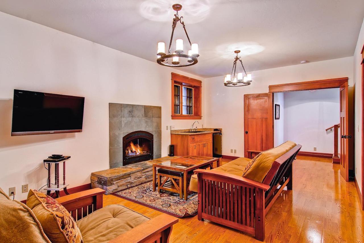 Ahwahnichi Lodge Yosemite West Eksteriør bilde